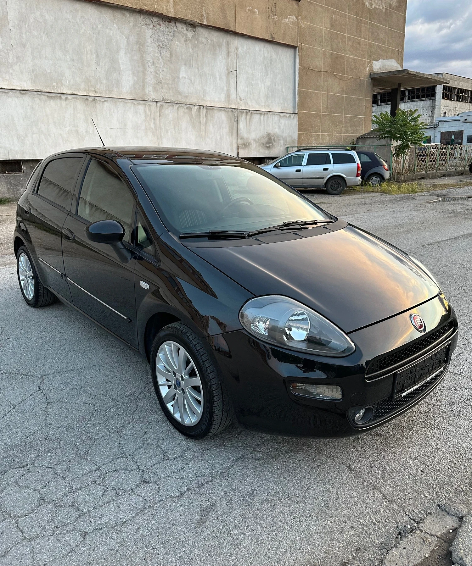 Fiat Punto 1.2i / EVO, снимка 6 - Автомобили и джипове - 54896207