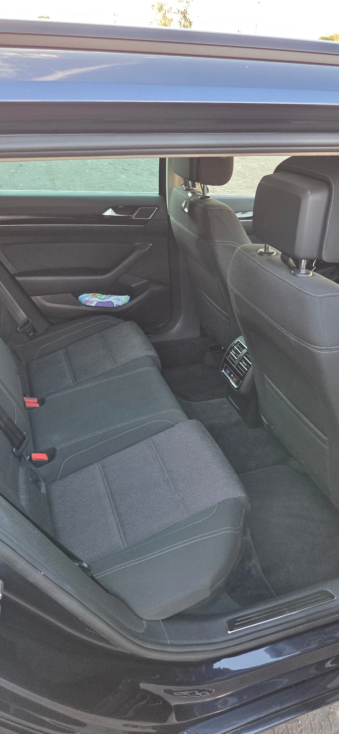 VW Passat, снимка 9 - Автомобили и джипове - 55244943