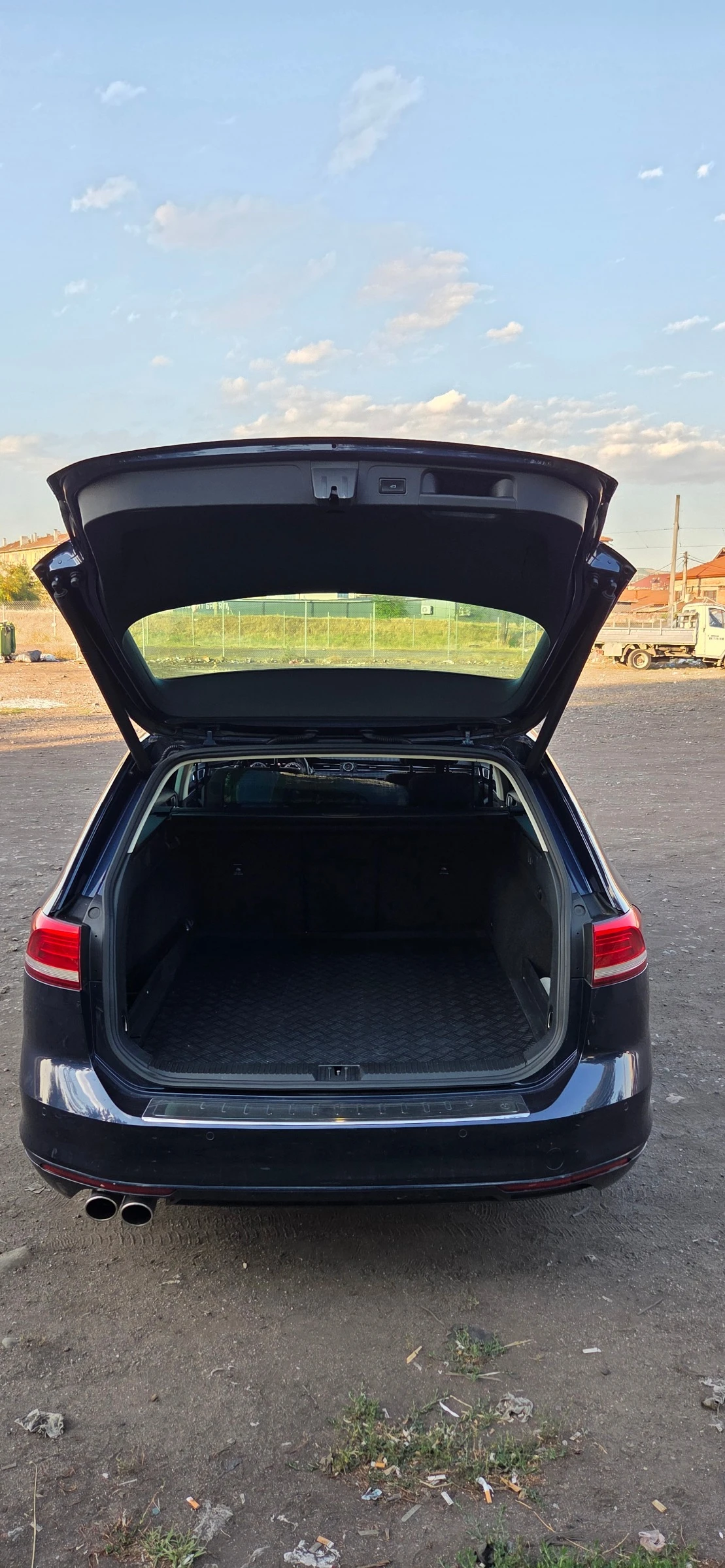 VW Passat, снимка 4 - Автомобили и джипове - 55244943