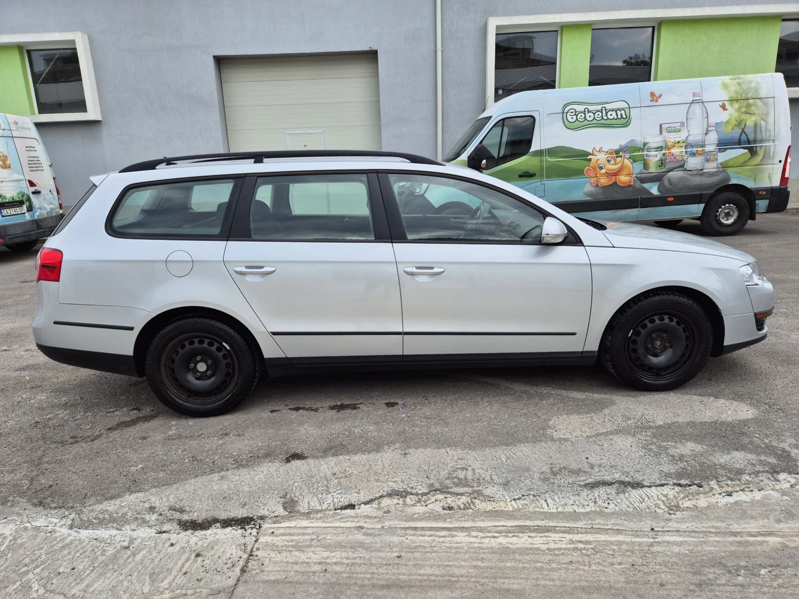 VW Passat 2.0TDI DSG Common Real, снимка 7 - Автомобили и джипове - 55265574