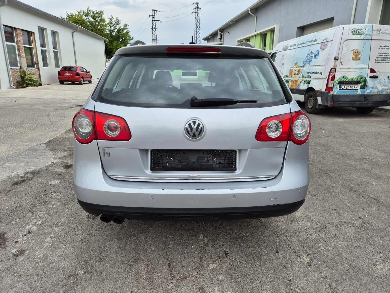 VW Passat 2.0TDI DSG Common Real, снимка 6 - Автомобили и джипове - 55265574