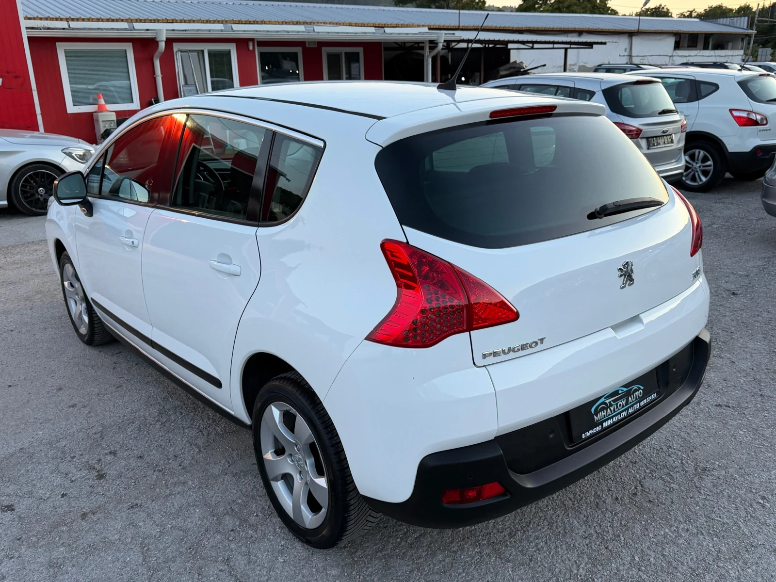 Peugeot 3008 1.6HDI ПАРКТРОНИК/ЛЕТИ ДЖ./KLIMATR, снимка 5 - Автомобили и джипове - 55265924
