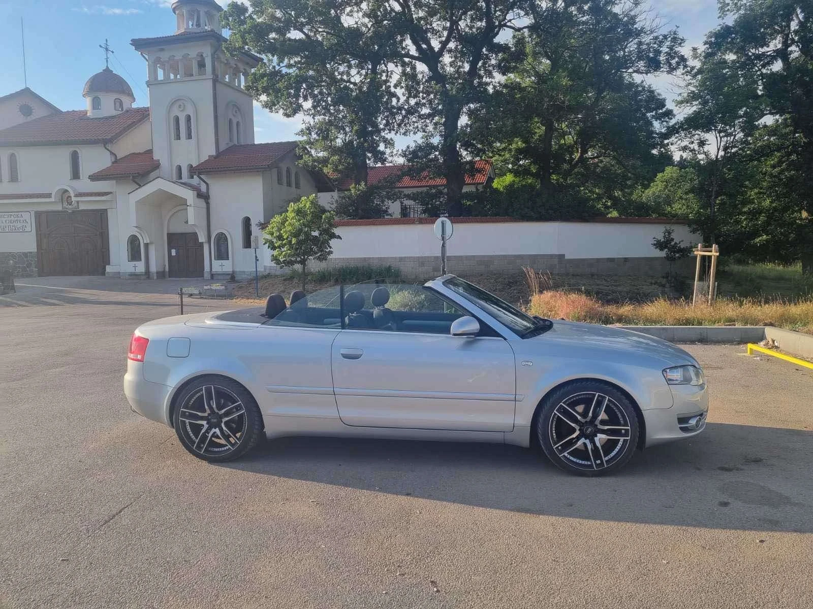 Audi A4 Cabrio 2.0TFSI, снимка 4 - Автомобили и джипове - 55567051