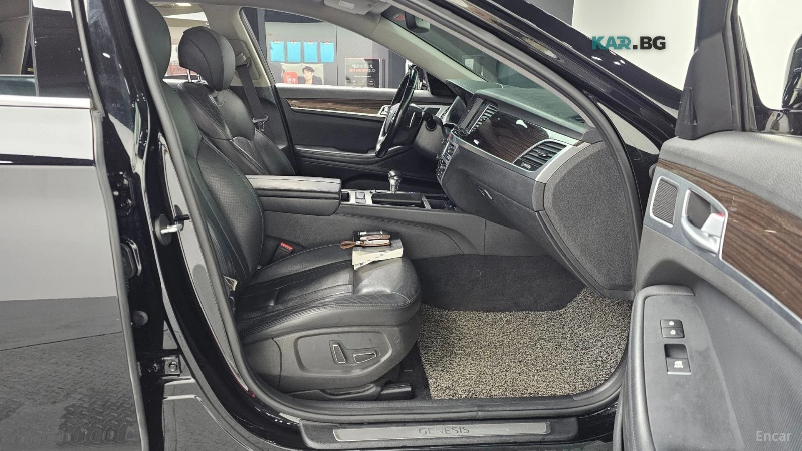Genesis G80 3.3GDI* AWD* LUXURY* ПОДГРЕВ* ОБДУХВАНЕ* КАМЕРА* К, снимка 10 - Автомобили и джипове - 55835559