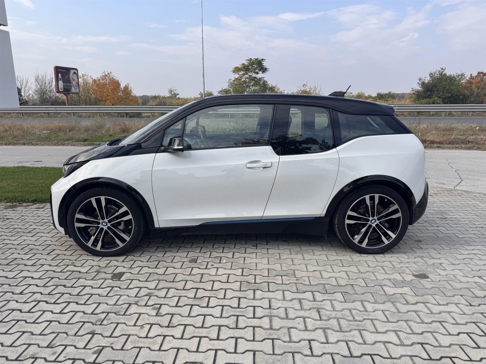 BMW i3 120Ah, снимка 3 - Автомобили и джипове - 56615258