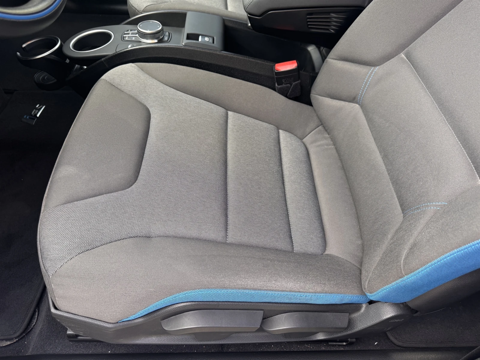 BMW i3 120Ah, снимка 17 - Автомобили и джипове - 56615258