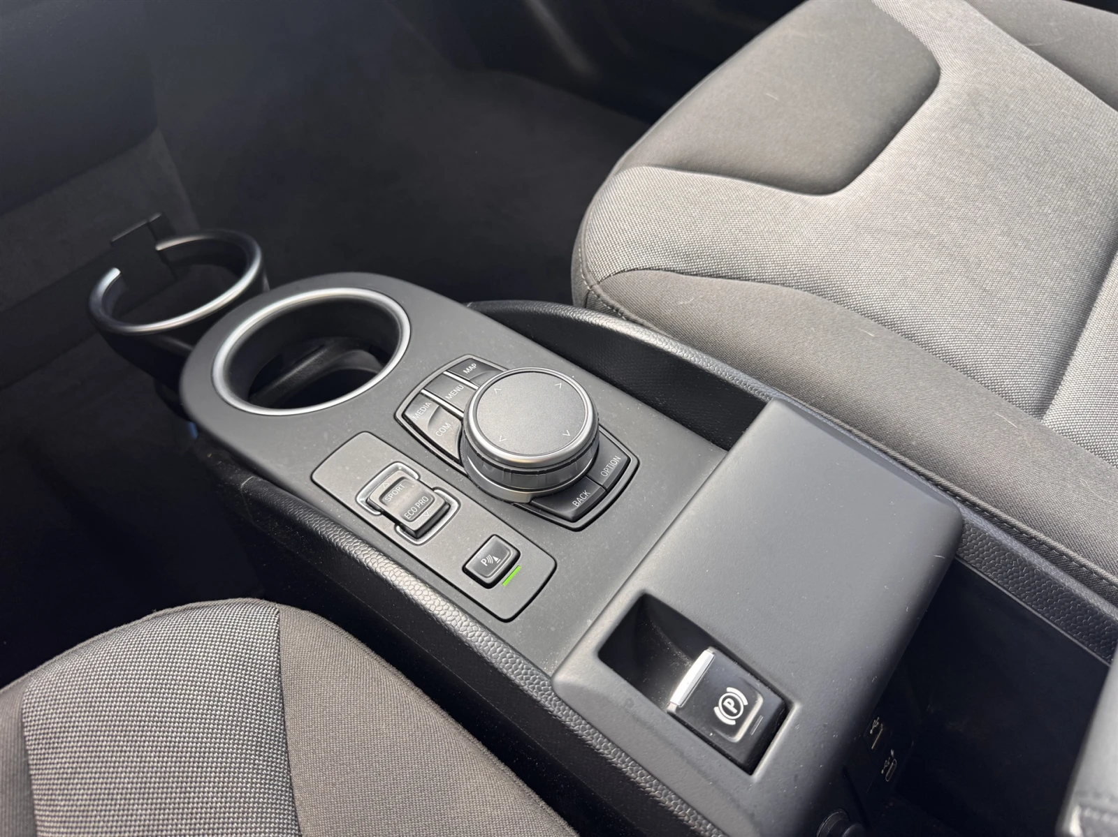 BMW i3 120Ah, снимка 13 - Автомобили и джипове - 56615258