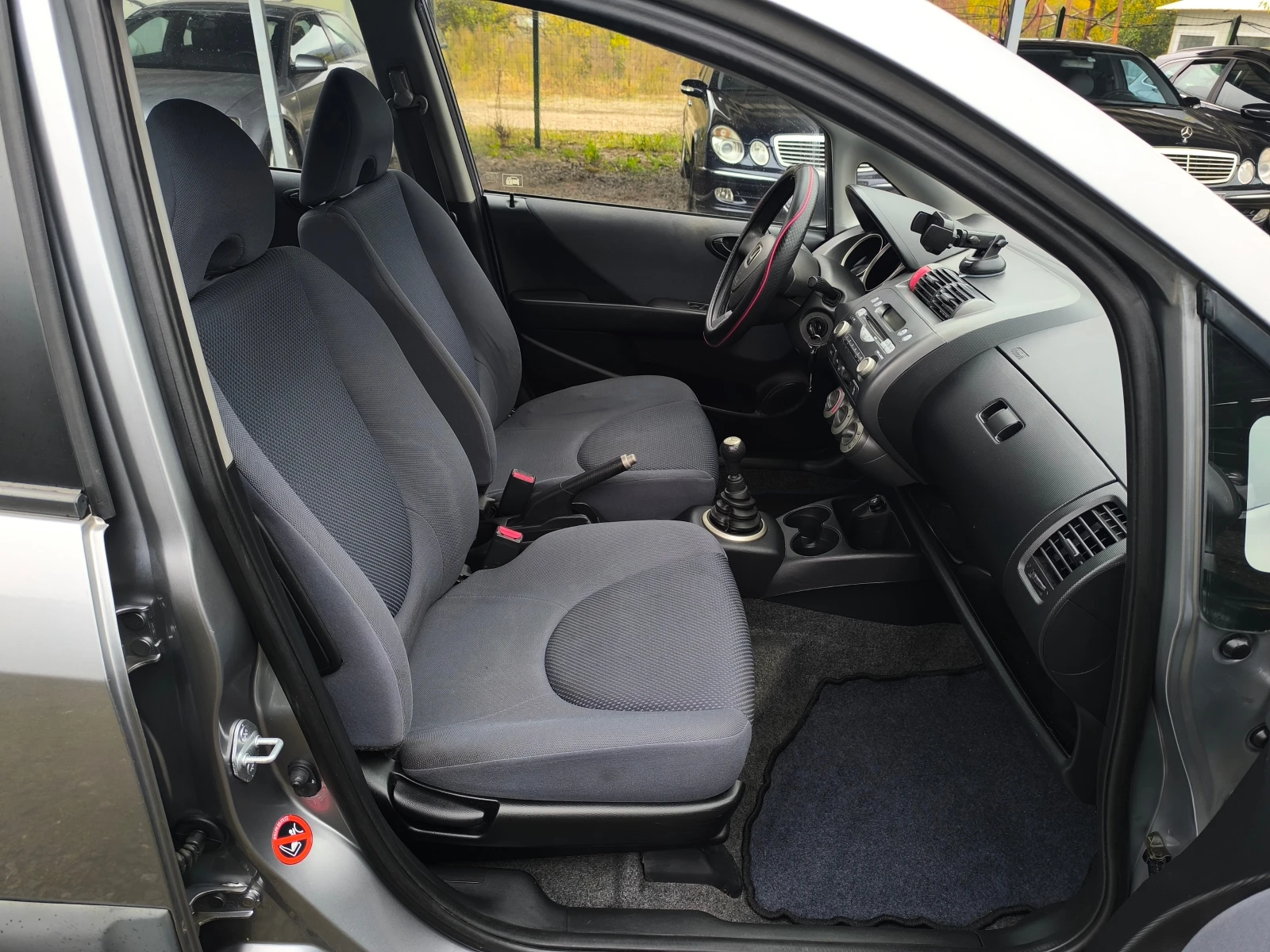 Honda Jazz FACE LIFT-1.4i-83��(4-���������, ������)-��������- | Mobile.bg � ����������� 15