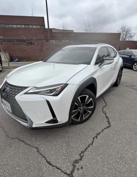 ������ Lexus UX 250h