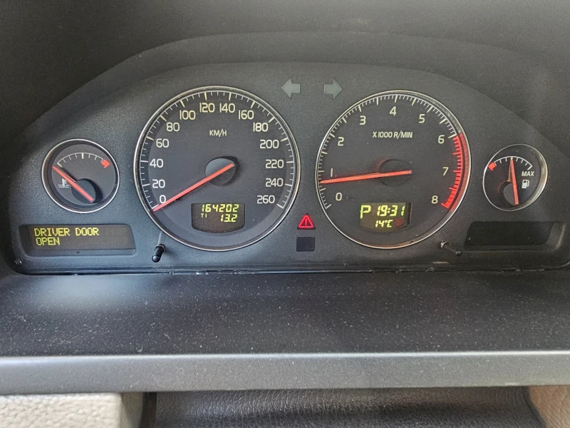 Volvo Xc90 2.9 T6, снимка 7 - Автомобили и джипове - 52483370