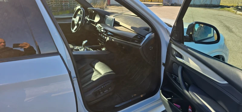 BMW X5 BMW X5 4.0д M-paket-keylessGo-вакуум-360* Head up, снимка 11 - Автомобили и джипове - 53108776