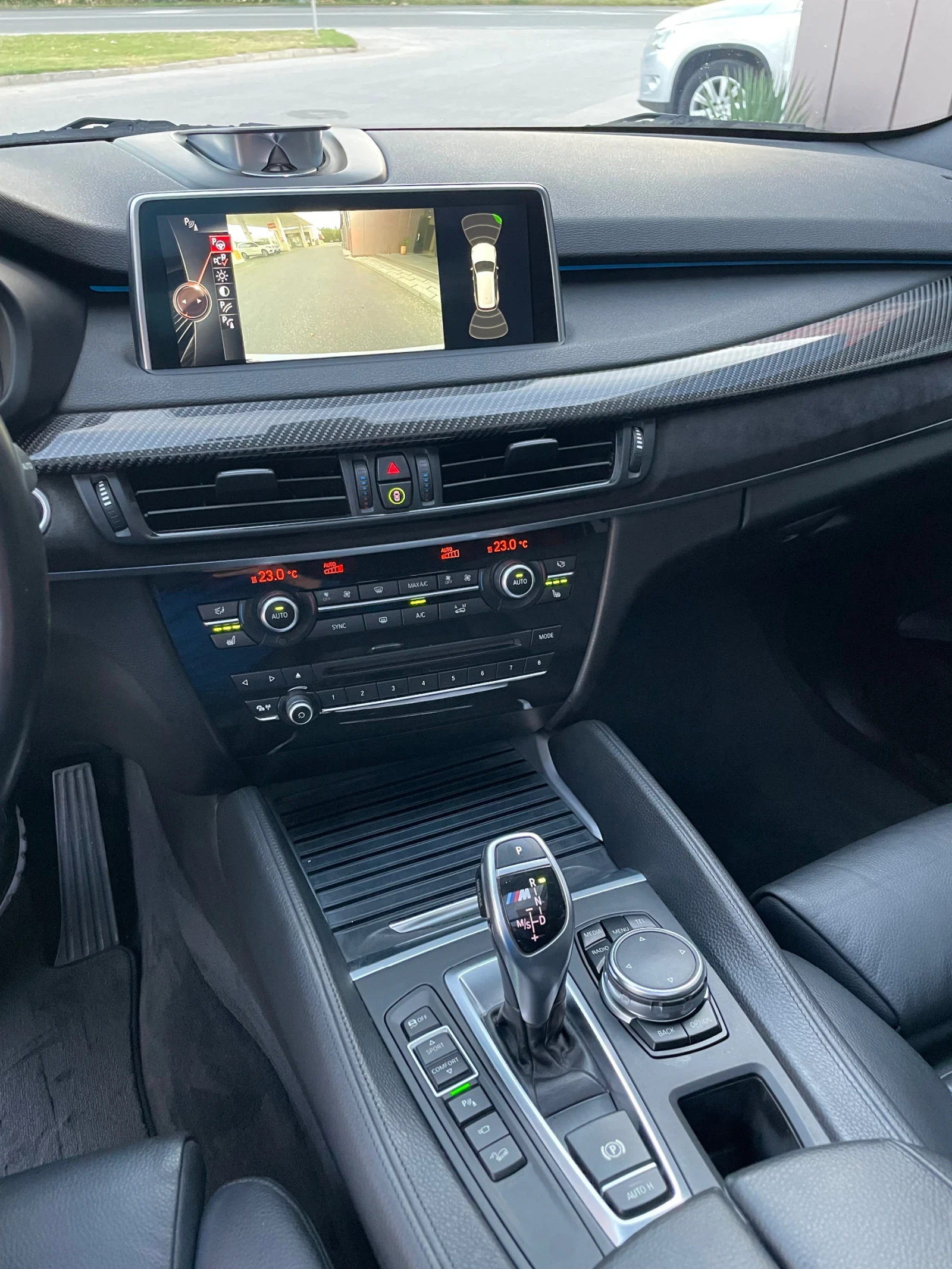 BMW X5 4.0XD-M PACK-SPORT-PANORAMA-360 Cam-Head Up-Вакуум | Mobile.bg — изображение 15