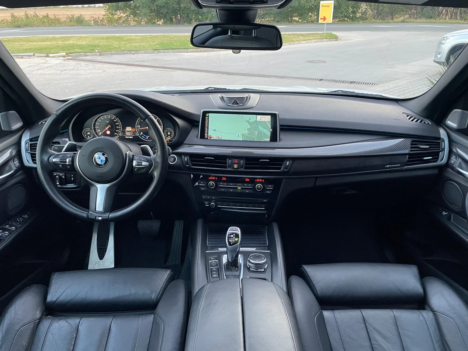 BMW X5 4.0XD-M PACK-SPORT-PANORAMA-360 Cam-Head Up-Вакуум | Mobile.bg — изображение 13