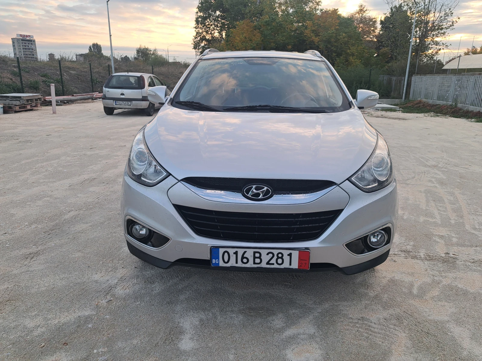 Hyundai IX35 2.0/4х4/всички екстри - изображение 3