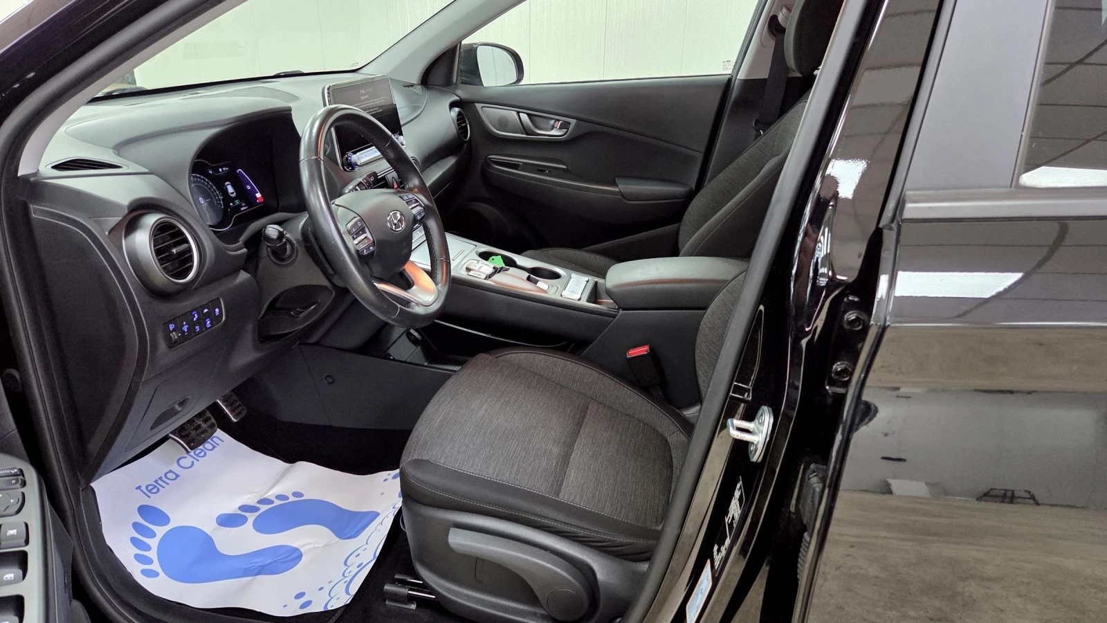 Hyundai Kona 64KWh/10.2020/Blue Link/SOH100% | Mobile.bg   8