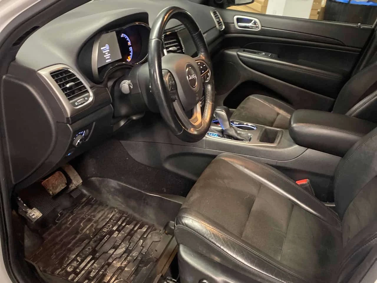 Jeep Grand cherokee * Altitude * CARFAX * �������* �������*  | Mobile.bg � ����������� 5