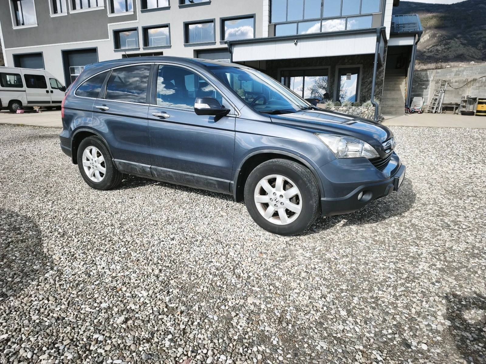 Honda Cr-v Navi 4x4 - изображение 2