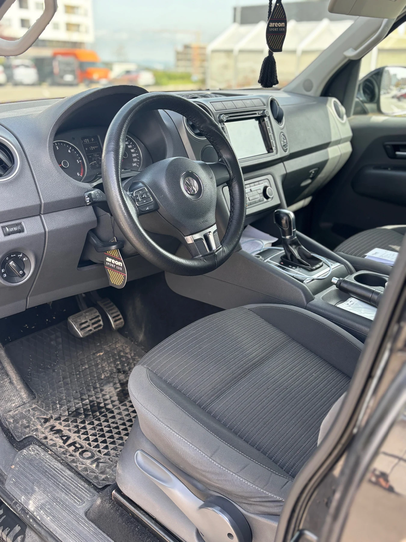 VW Amarok Пикап, снимка 5 - Автомобили и джипове - 54225862