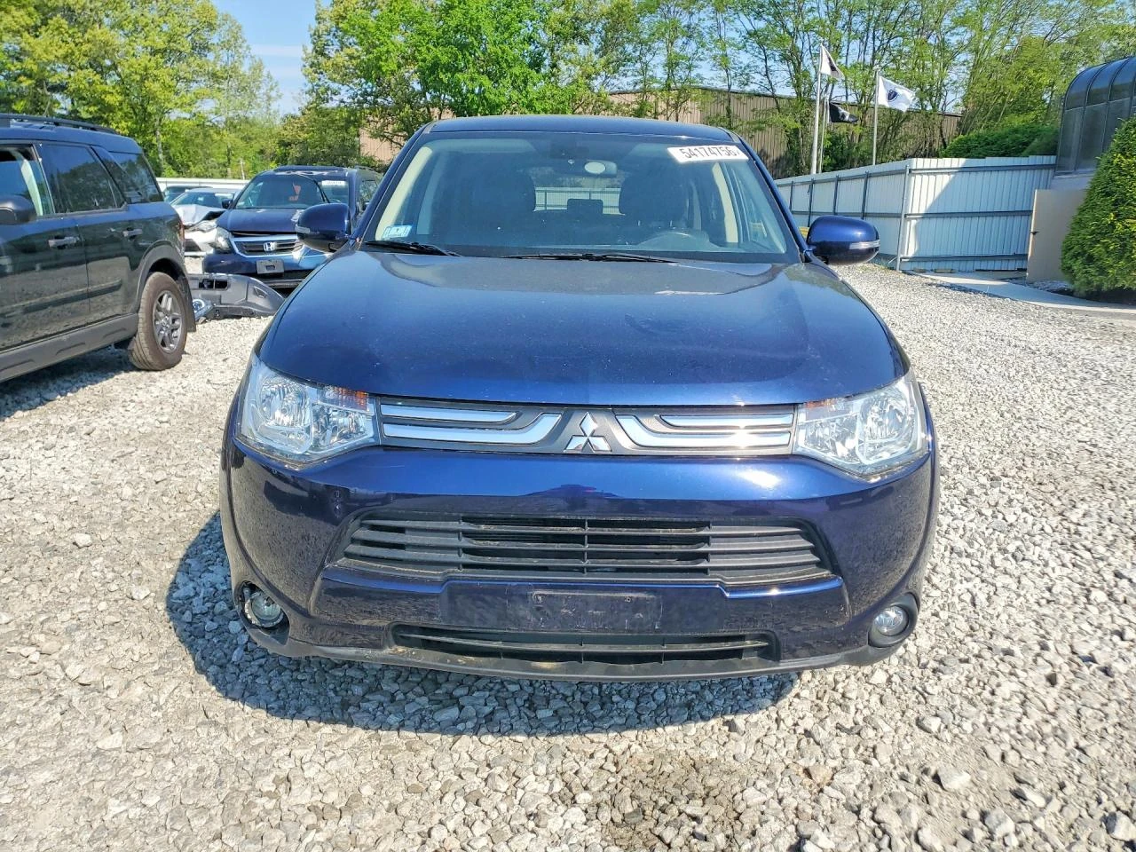 Mitsubishi Outlander SE, снимка 3 - Автомобили и джипове - 54631297