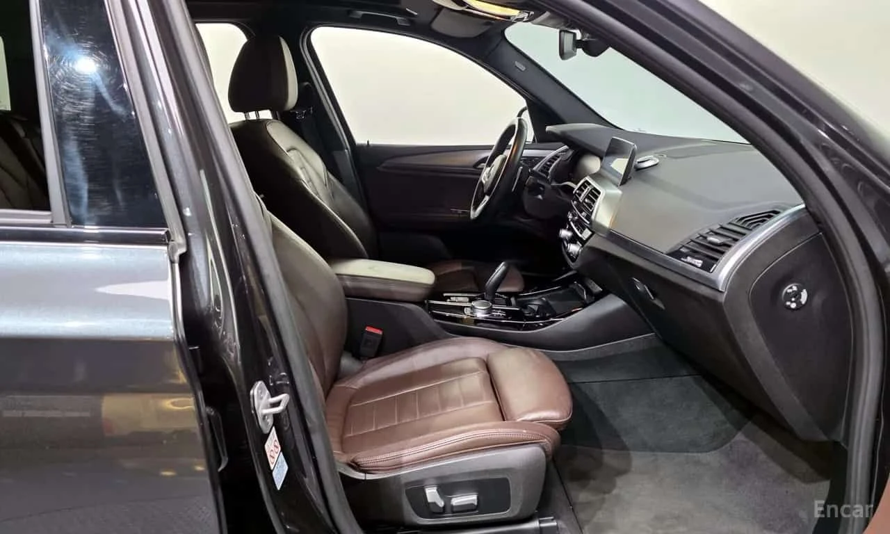 BMW X3 * xDrive 30e M sports Online Exclusive Edition * Ц, снимка 11 - Автомобили и джипове - 55629692
