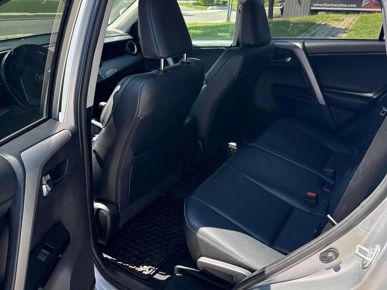 Toyota Rav4 * Limited * АВТОКРЕДИТ БЕЗ ПЪРВОНАЧАЛНА ВНОСКА* , снимка 10 - Автомобили и джипове - 55782670