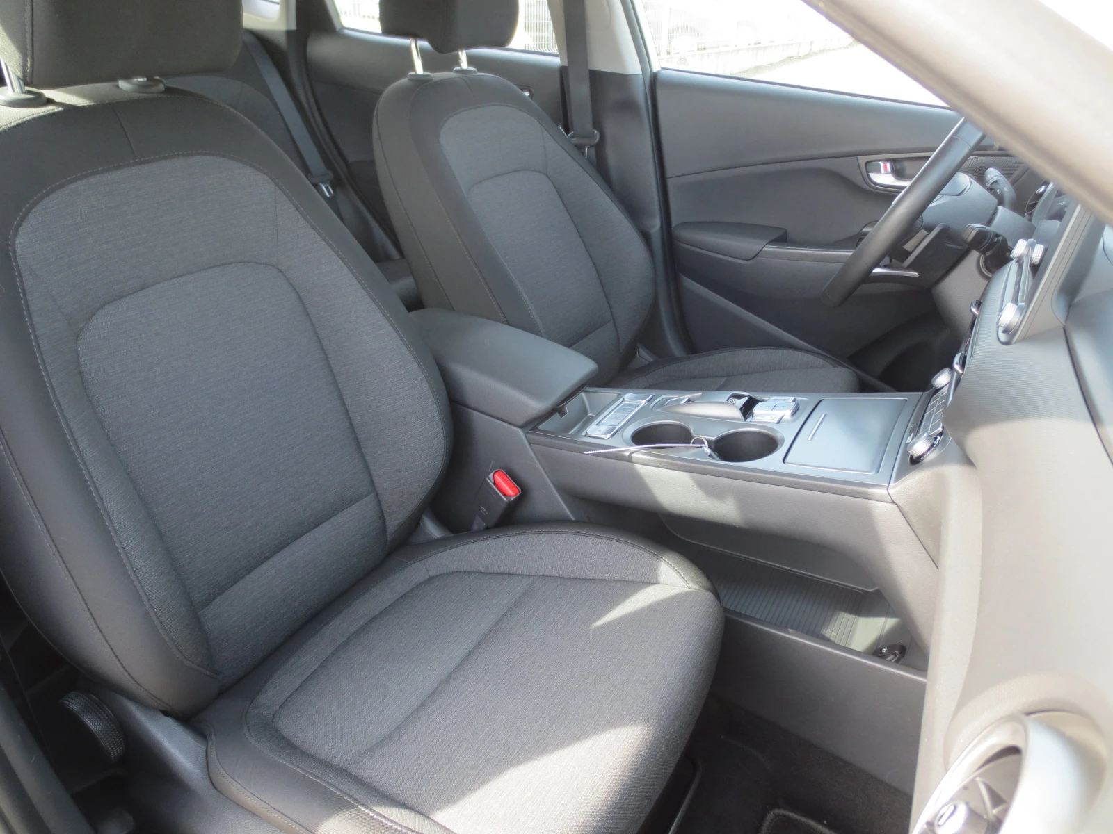 Hyundai Kona 42 KW | Mobile.bg � ����������� 12