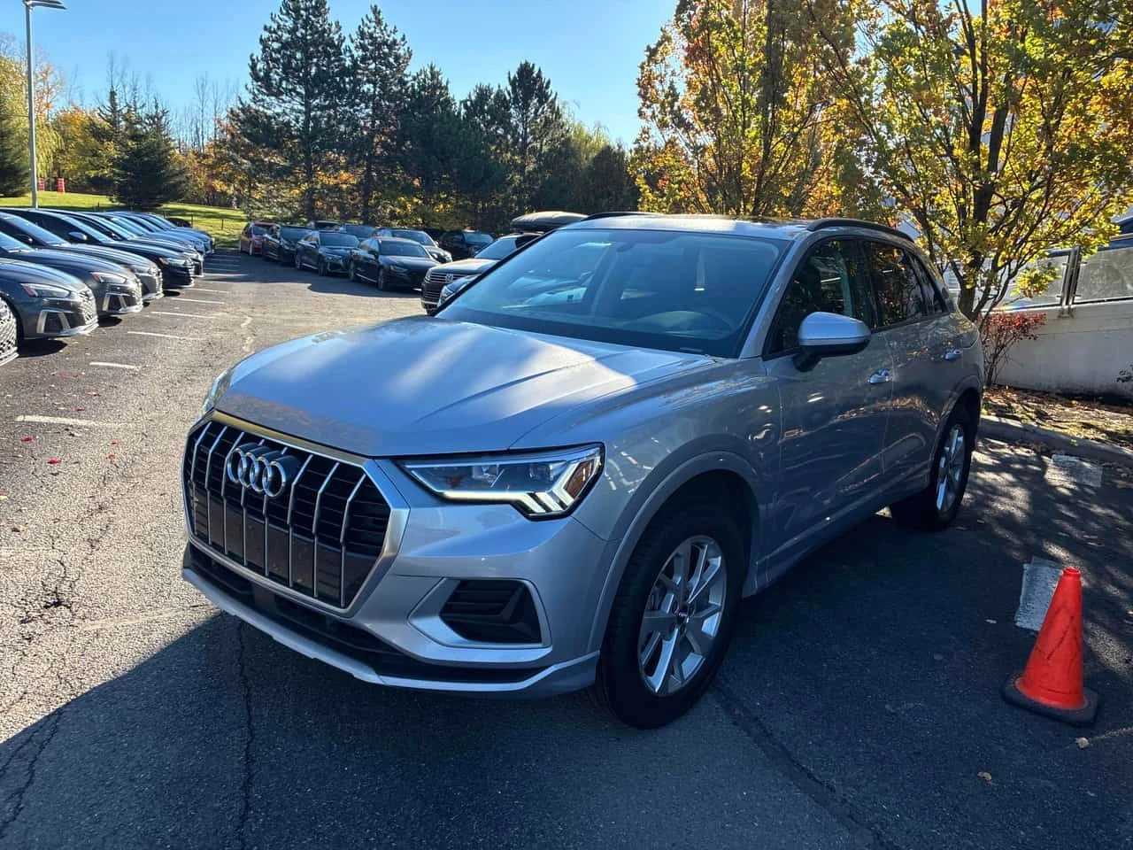 Audi Q3 * Komfort * CARFAX * ОПЦИЯ ЗА ФИНАНСИРАНЕ
