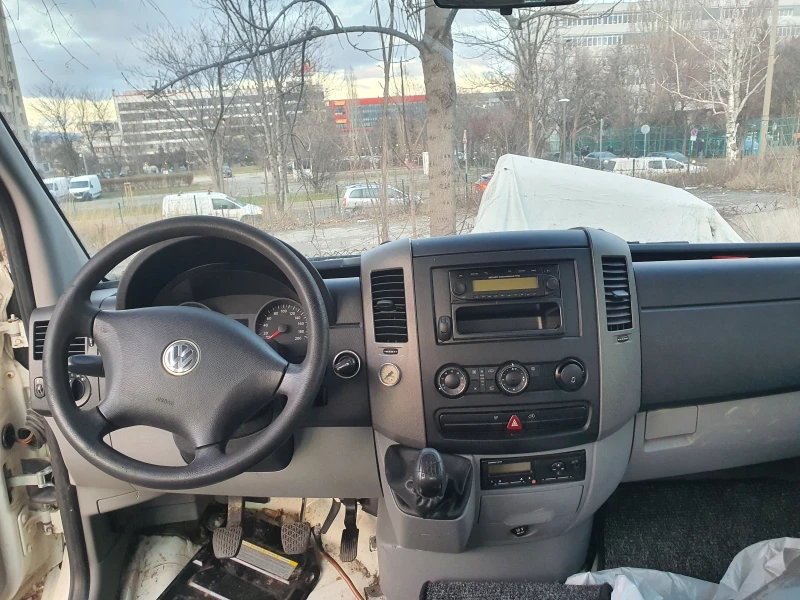 VW Crafter, снимка 6 - Бусове и автобуси - 53098956