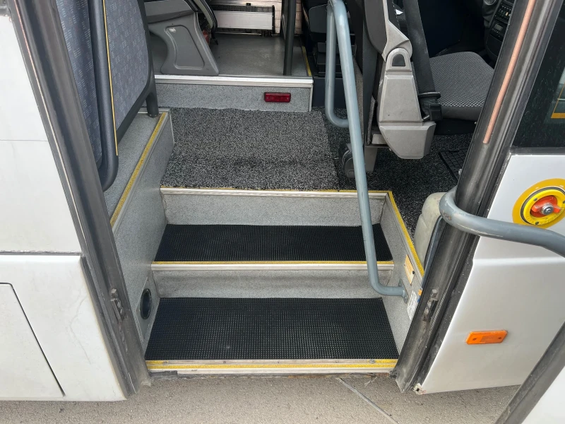 Mercedes-Benz Sprinter 616 28 местен, снимка 5 - Бусове и автобуси - 53572296