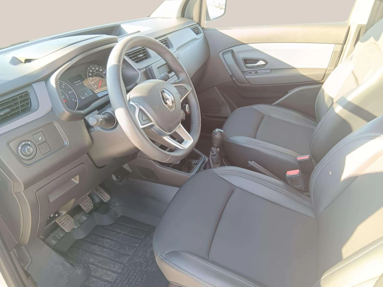 Ford Express 1.3 - изображение 5