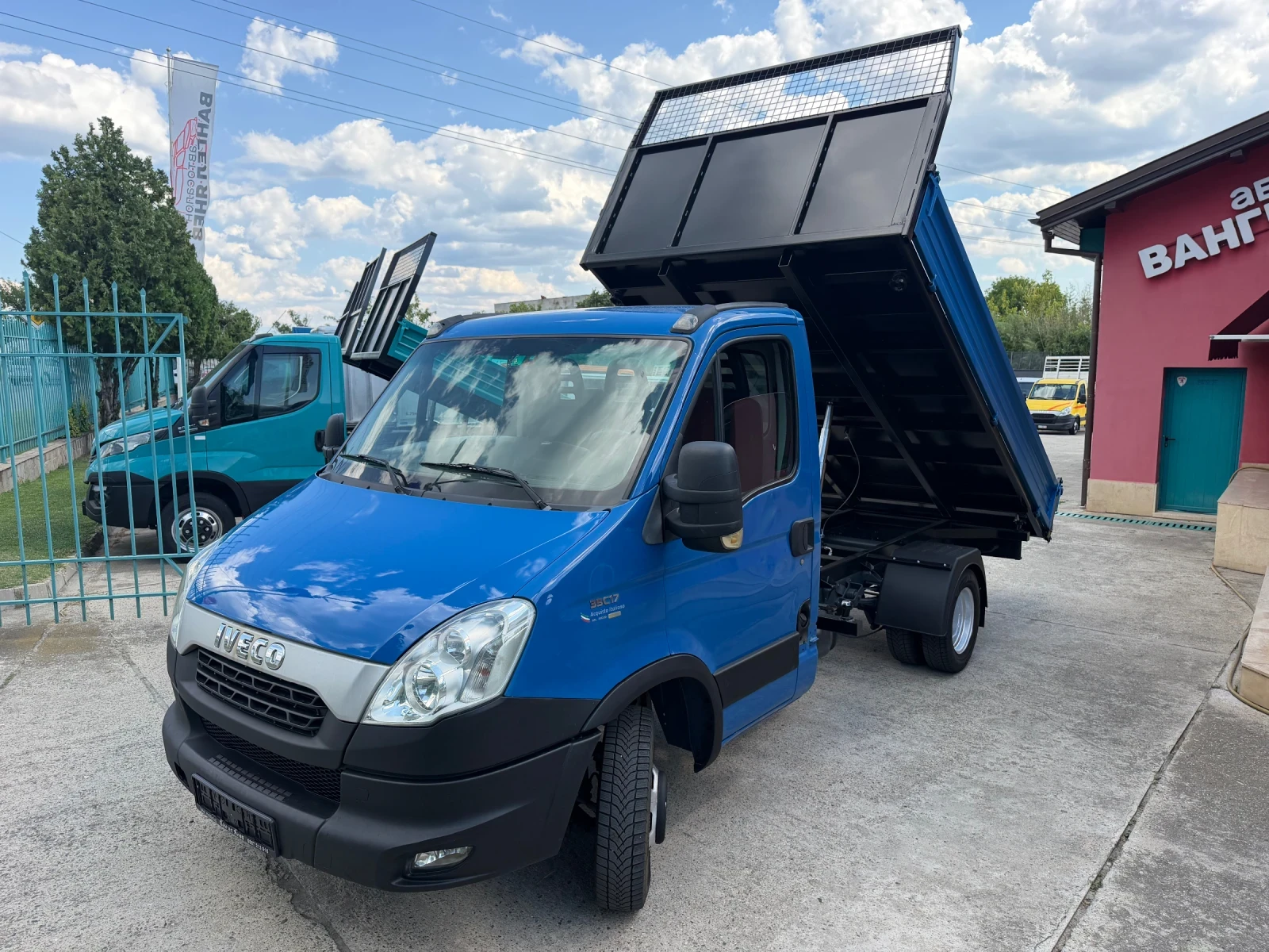 Iveco Daily 3.0HPI* 35C17* Тристранен самосвал* 3.80 метра кош, снимка 3 - Бусове и автобуси - 55299701