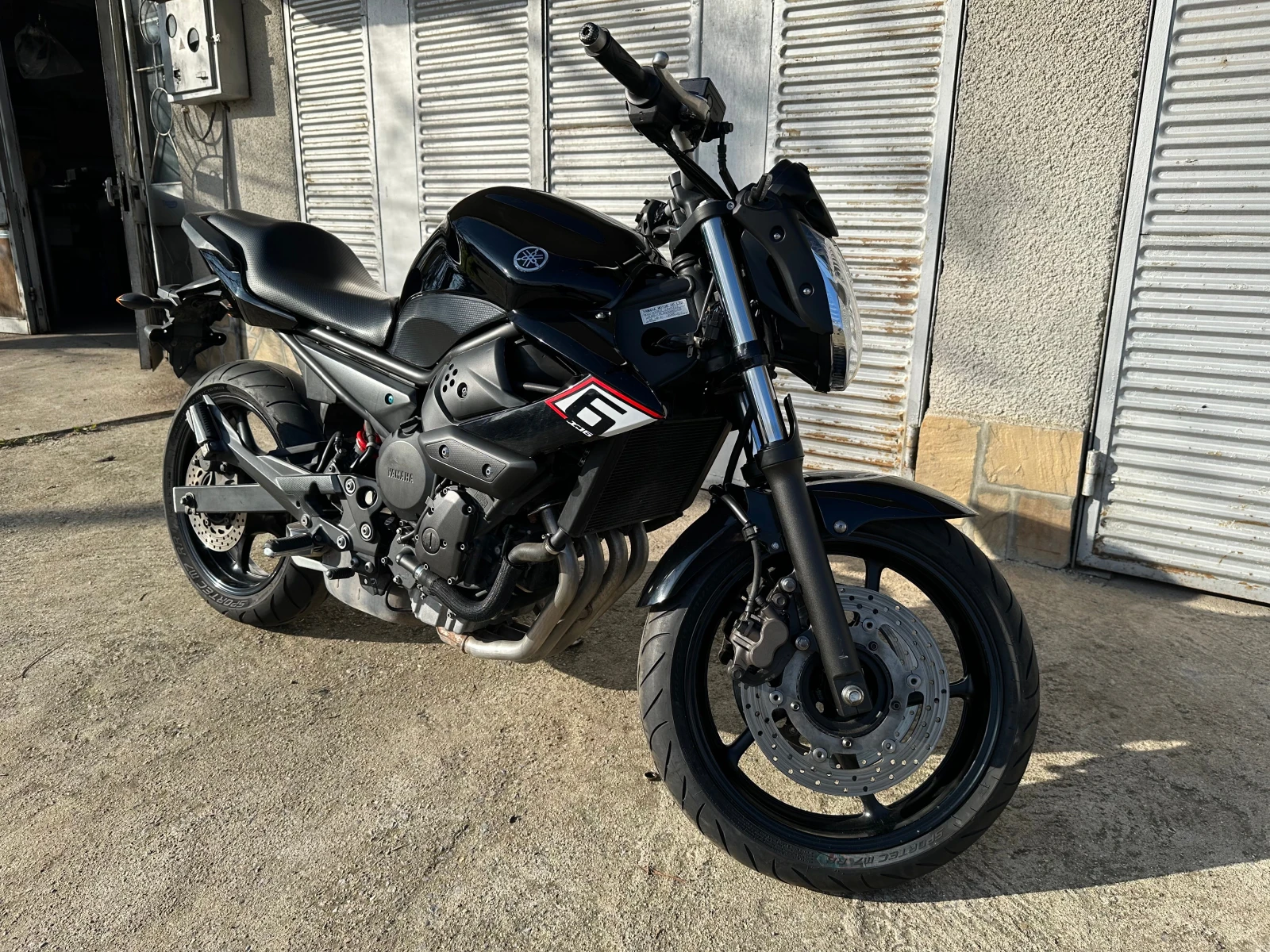 Yamaha XJ6, снимка 1