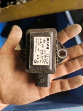 ����� �� �������� �� 8E0907637A esp audi VAG