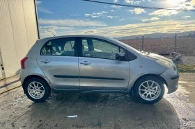 Toyota Yaris 1.3vvt-i, снимка 8