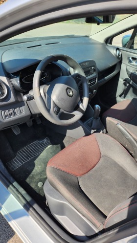 Renault Clio 1.5, снимка 9 - Автомобили и джипове - 44960629