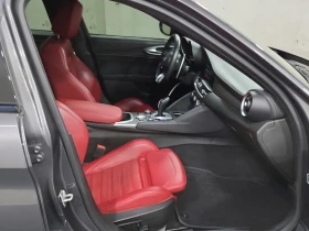 Alfa Romeo Giulia VELOCE* CARFAX* АВТОФИНАНСИРАНЕ* Цена до България* - 48999 лв. - 21826644 12