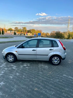 Обява за продажба на Ford Fiesta 1.3 53000 км ~3 000 лв. - изображение 5 | Auto.bg Обява за продажба на Ford Fiesta 1.3 53000 км ~3 000 лв. - изображение 5