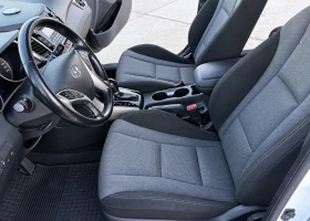 Hyundai I30 1.6CRDI/АВТОМАТ/PREMIUM/РЕАЛЕН ПРОБЕГ | Auto.bg — изображение 9