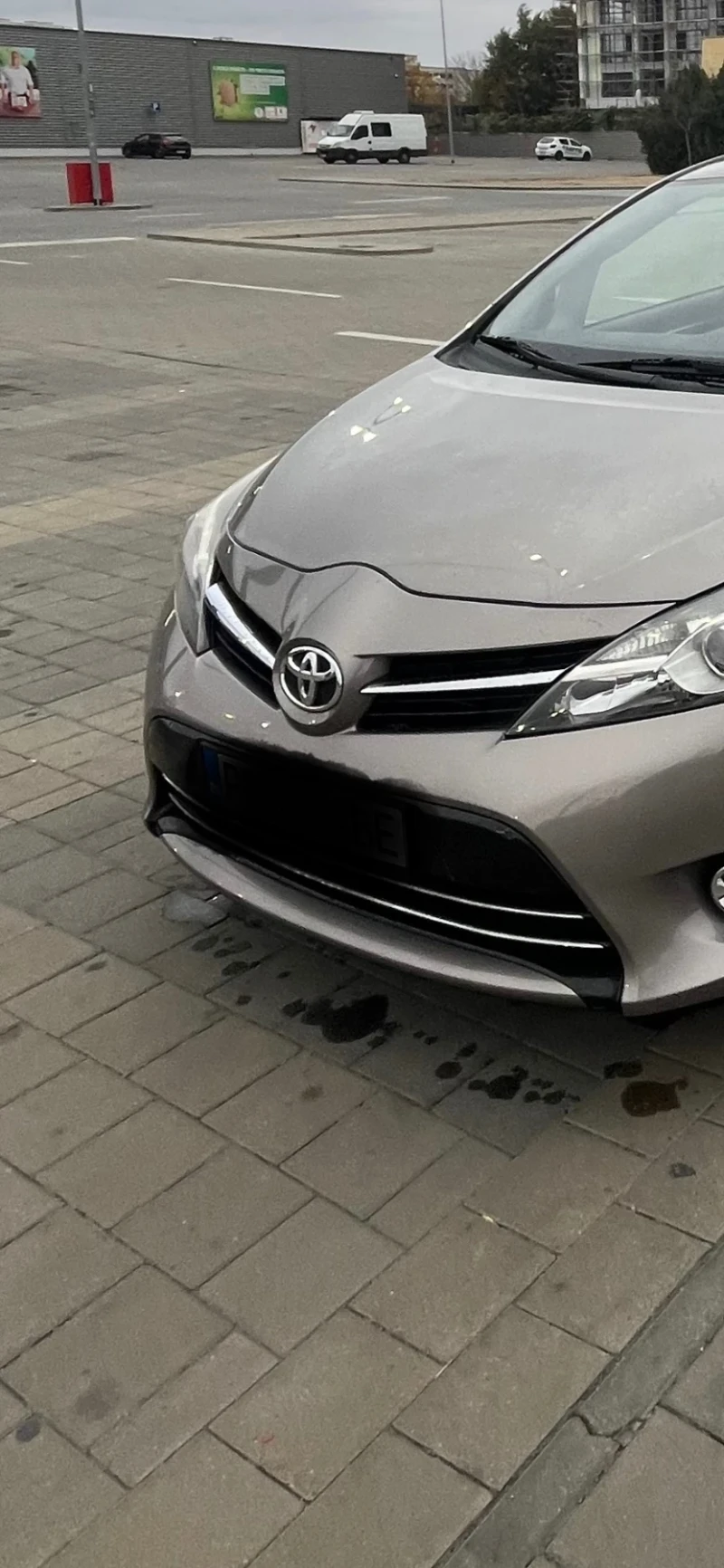 Toyota Verso 1.6 d4d 112hp, снимка 4 - Автомобили и джипове - 48118075