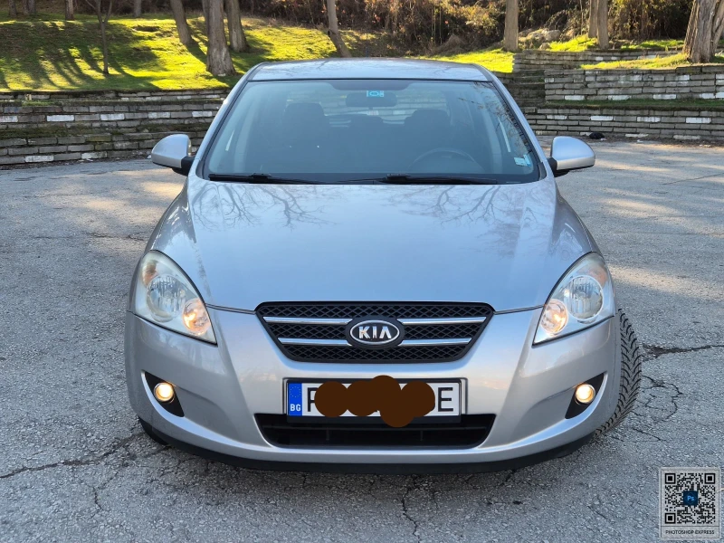 Kia Ceed 1.6i, снимка 3 - Автомобили и джипове - 48824759