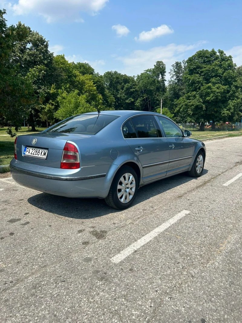 Skoda Superb, снимка 7 - Автомобили и джипове - 49156459