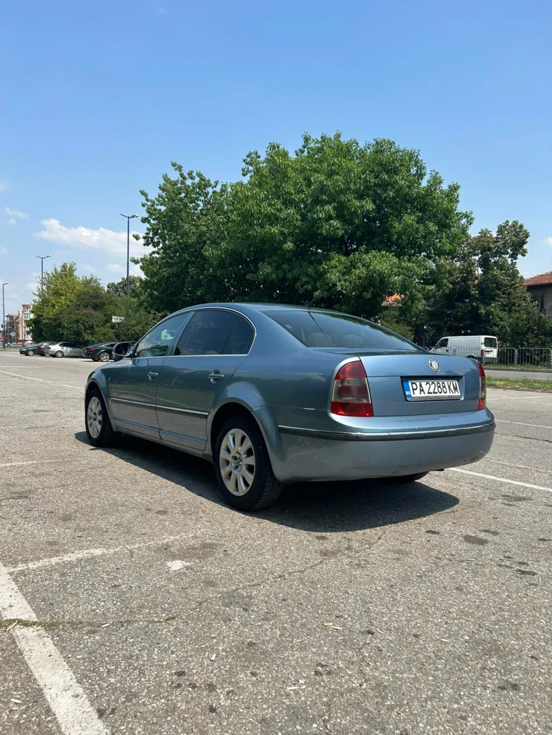 Skoda Superb, снимка 6 - Автомобили и джипове - 49156459