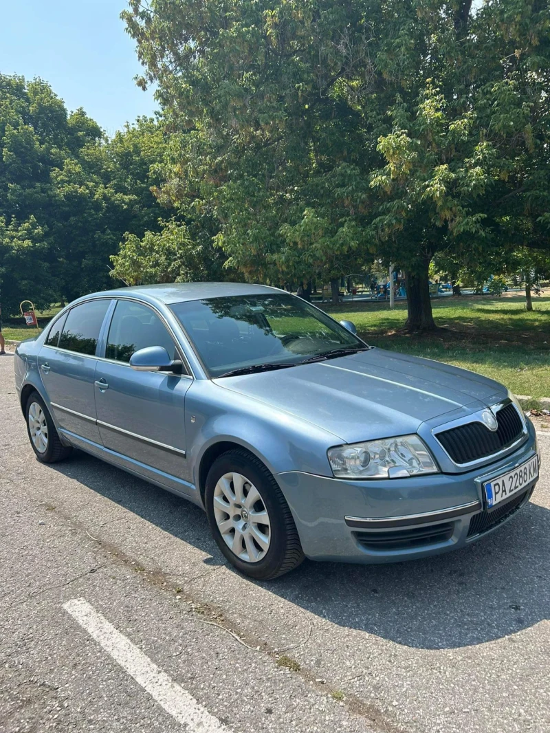 Skoda Superb, снимка 4 - Автомобили и джипове - 49156459