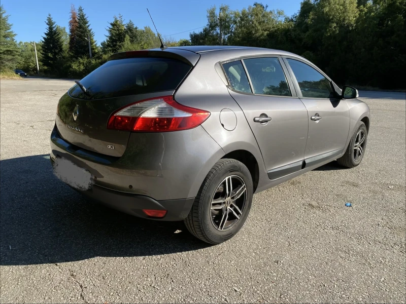 Renault Megane III, снимка 3 - Автомобили и джипове - 52643911