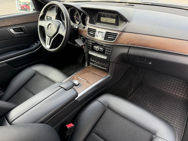 Mercedes-Benz E 200  Avangarde  ЕВРО 6, снимка 10 - Автомобили и джипове - 51749414
