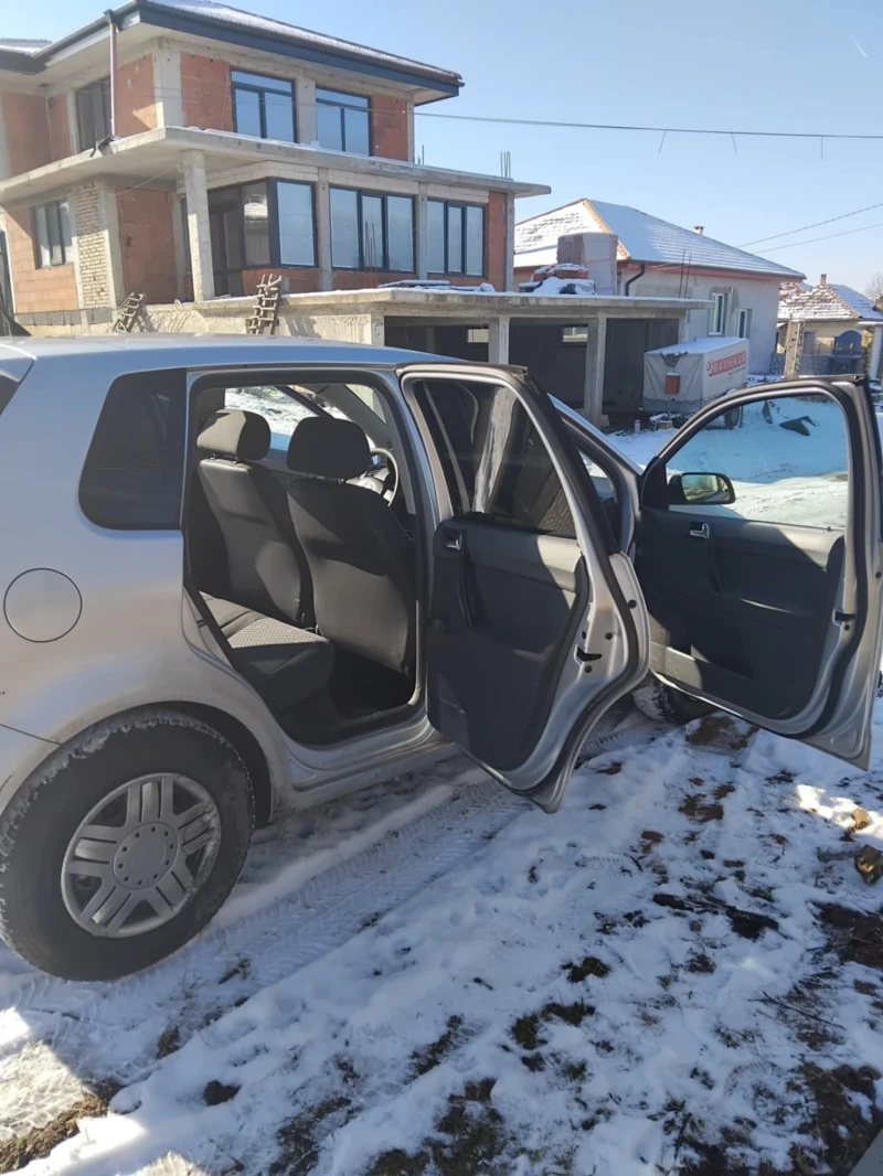 VW Polo, снимка 4 - Автомобили и джипове - 53164313