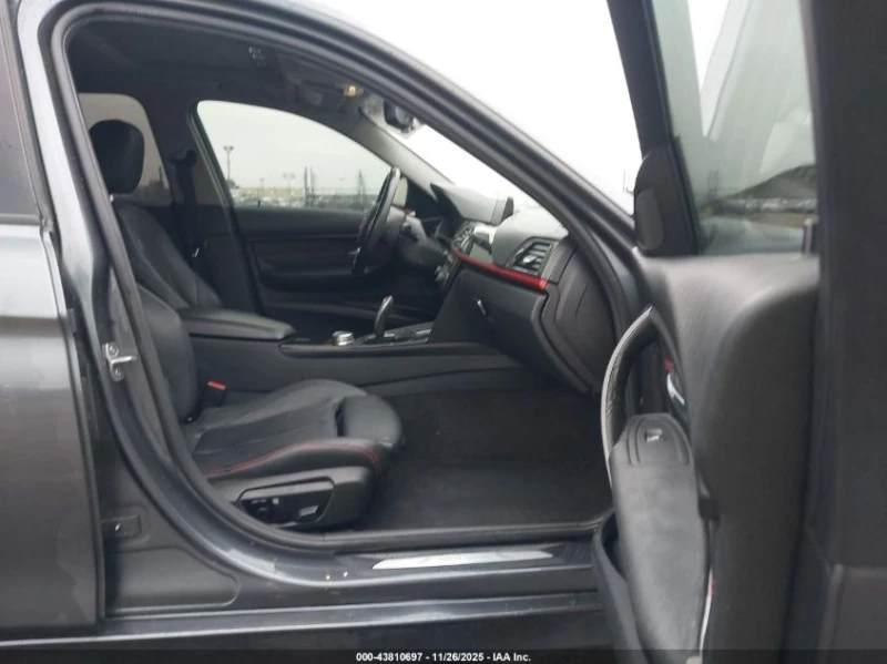 BMW 320 2l I xDrive, снимка 5 - Автомобили и джипове - 53396282