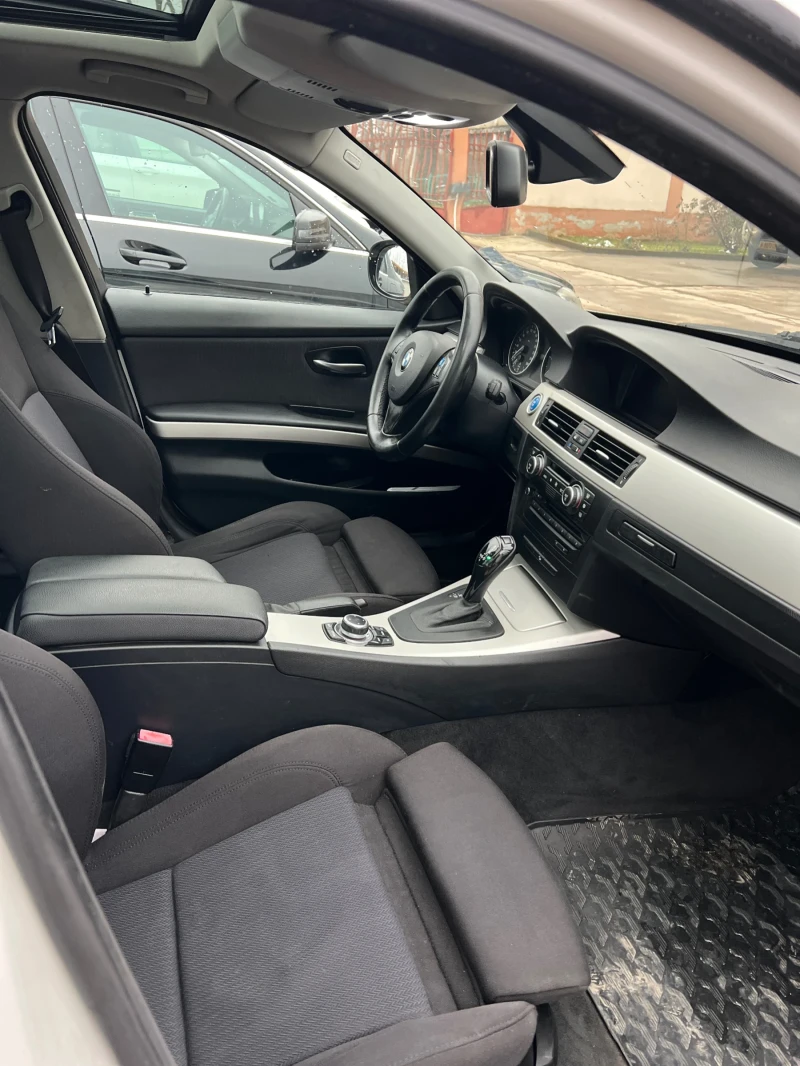 BMW 320, снимка 12 - Автомобили и джипове - 53448168