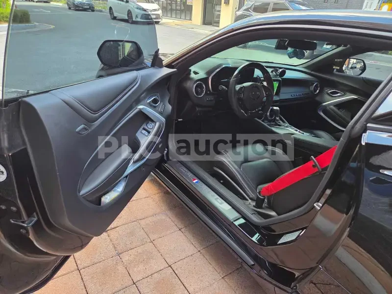 Chevrolet Camaro SS / CARBON / ЛИЗИНГ / ЦЕНА ДО БЪЛГАРИЯ, снимка 8 - Автомобили и джипове - 55407061