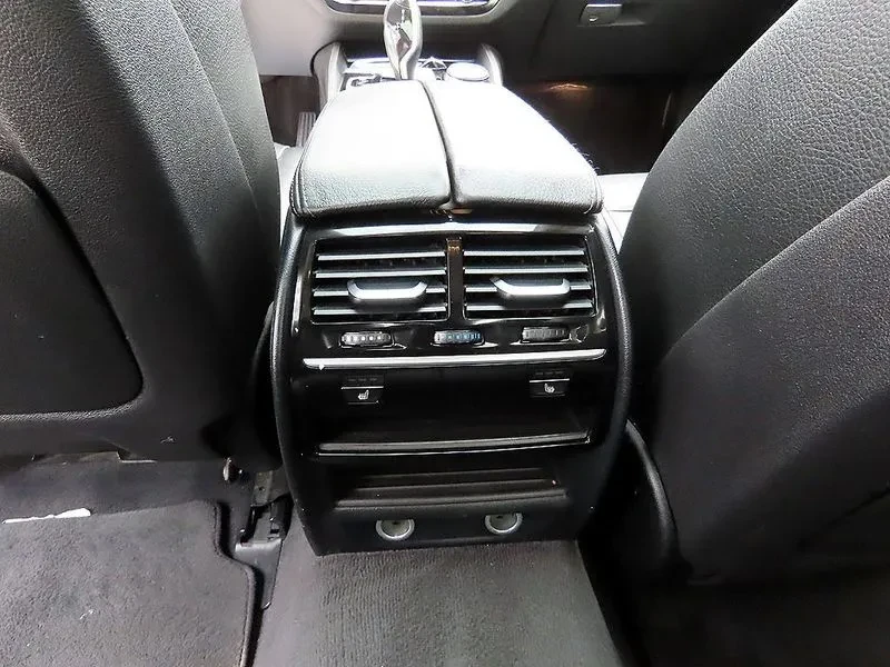 BMW 520 (G30) 520I Luxury, снимка 15 - Автомобили и джипове - 55571796